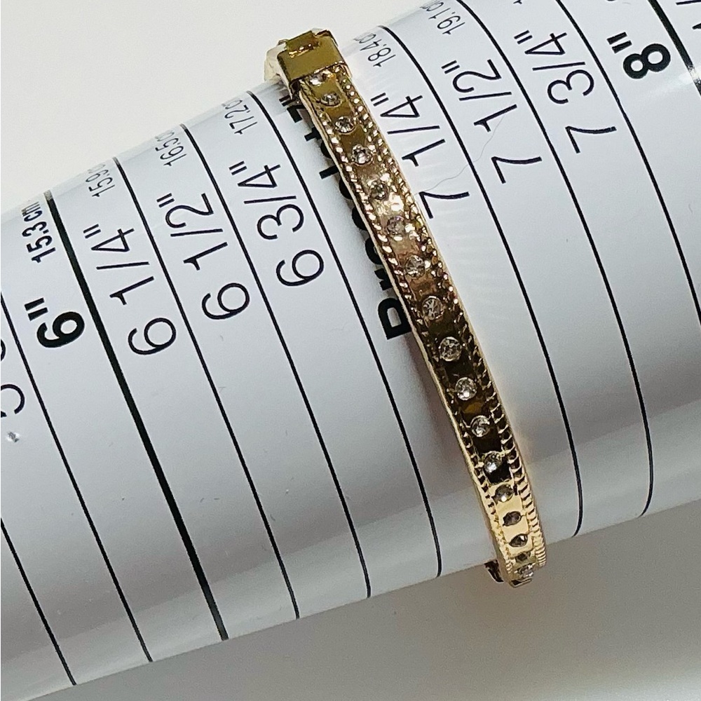 Elegant Gold-Tone Rhinestone Bangle Bracelet for Women NEW - Picture 3 of 5
